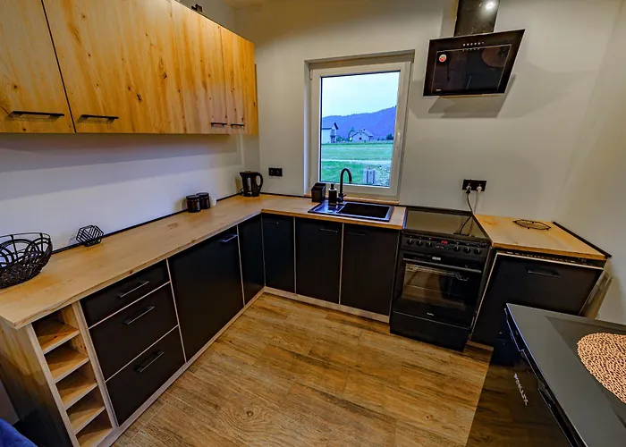 U Anitki I Nikosia * Jeleśnia